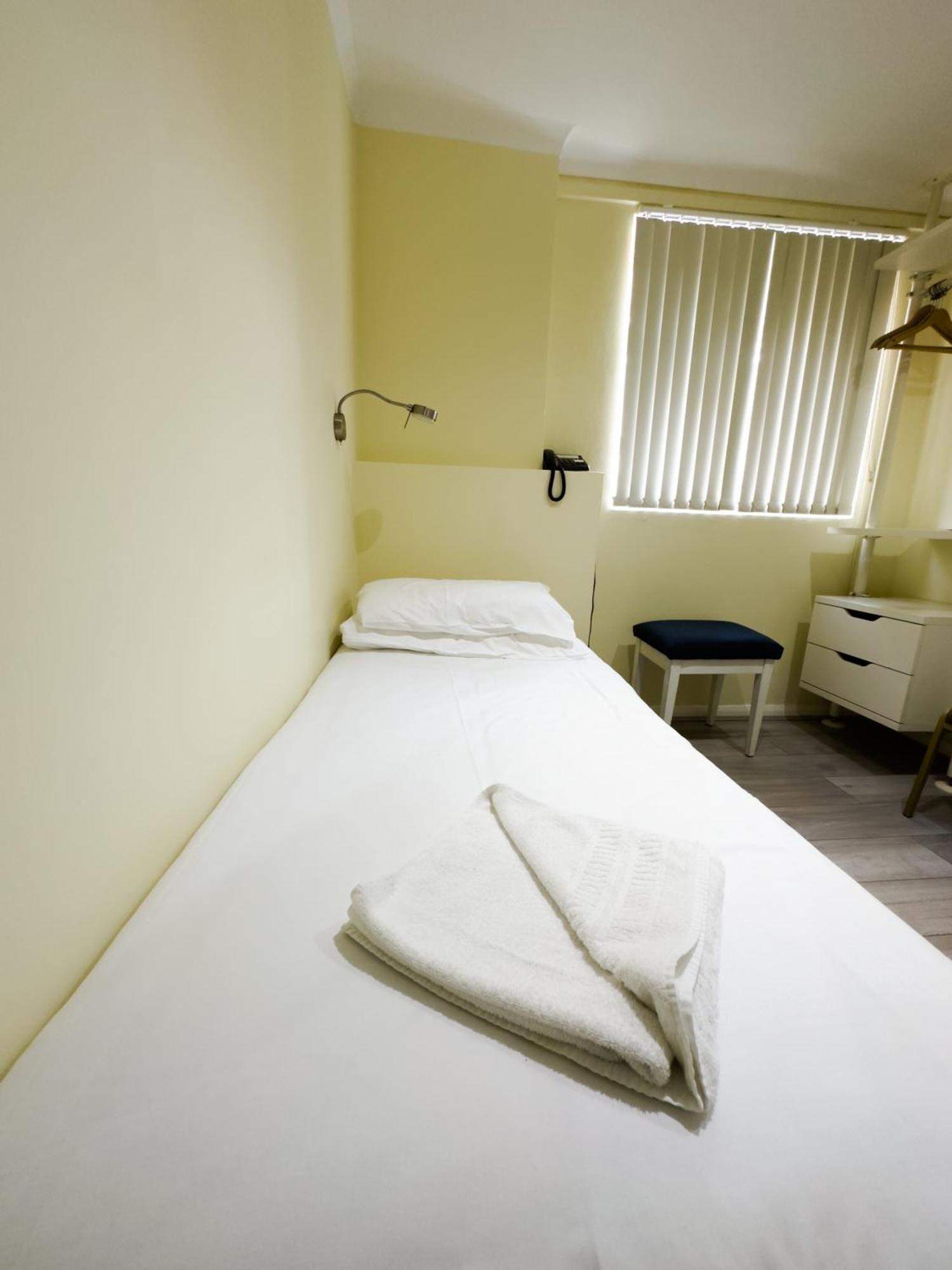 Single Room,1589558323:JPEG